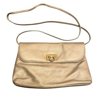 Bechemel Gold Handbag Purse